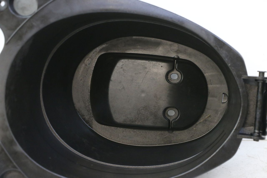 photo de UNDERSEAT STORAGE MBK OVETTO ONE 2T 50 (2013 - 2017)