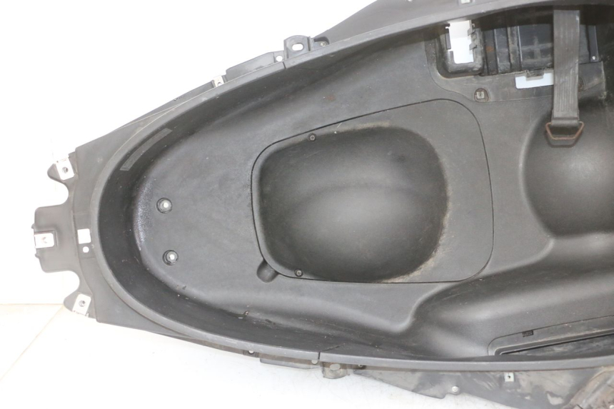 photo de UNDERSEAT STORAGE PIAGGIO MP3 LT 300 (2010 - 2016)