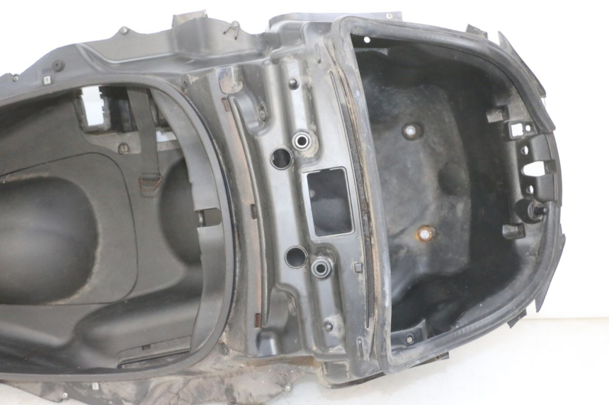 photo de UNDERSEAT STORAGE PIAGGIO MP3 LT 300 (2010 - 2016)