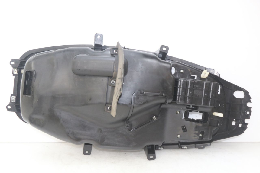 photo de UNDERSEAT STORAGE PIAGGIO MP3 500 (2014 - 2016)