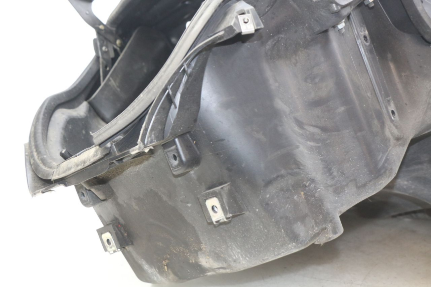 photo de SEAT STORAGE BOX PIAGGIO MP3 500 (2011 - 2015) - Alternative perspective