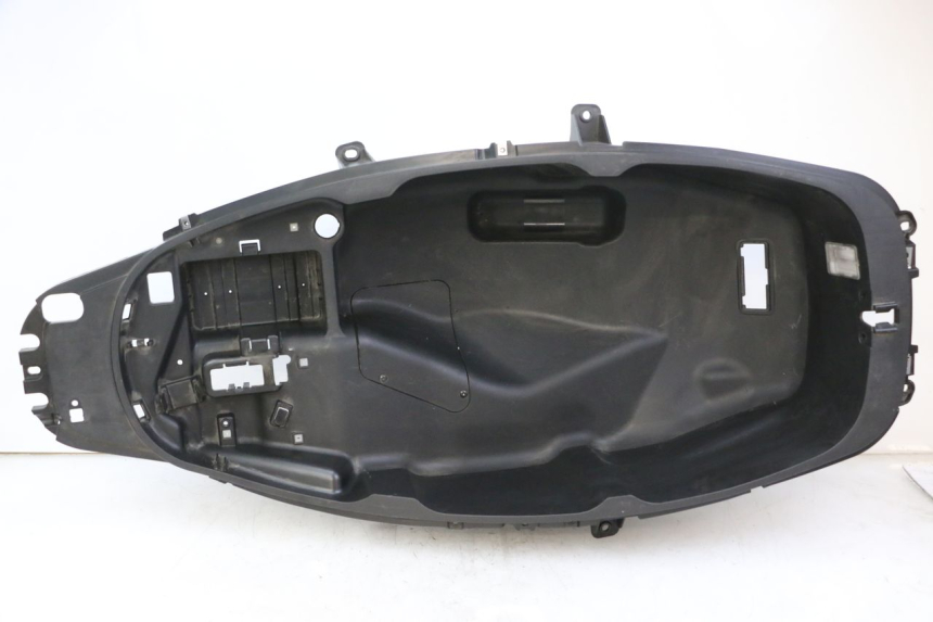 photo de UNDERSEAT STORAGE PIAGGIO MP3 500 (2014 - 2016)