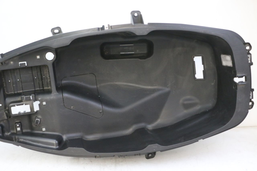 photo de UNDERSEAT STORAGE PIAGGIO MP3 500 (2014 - 2016)