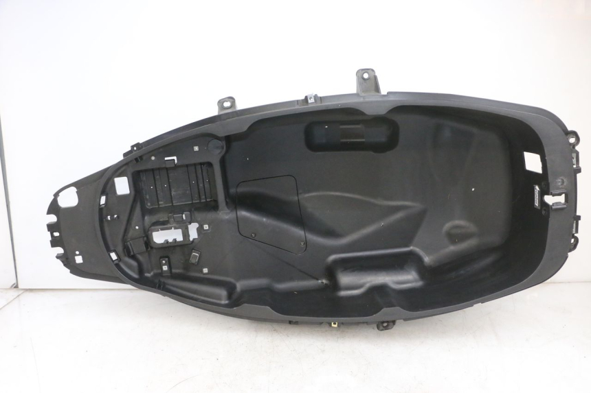 photo de UNDERSEAT STORAGE PIAGGIO MP3 500 (2016 - 2018) - Main view