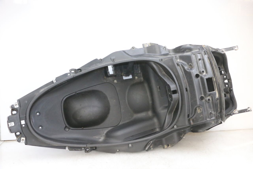 photo de UNDERSEAT STORAGE PIAGGIO MP3 RL 250 (2007 - 2010) - Main view