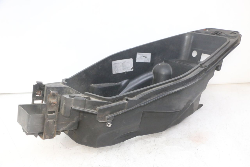photo de UNDERSEAT STORAGE GILERA NEXUS 125 (2009 - 2013)