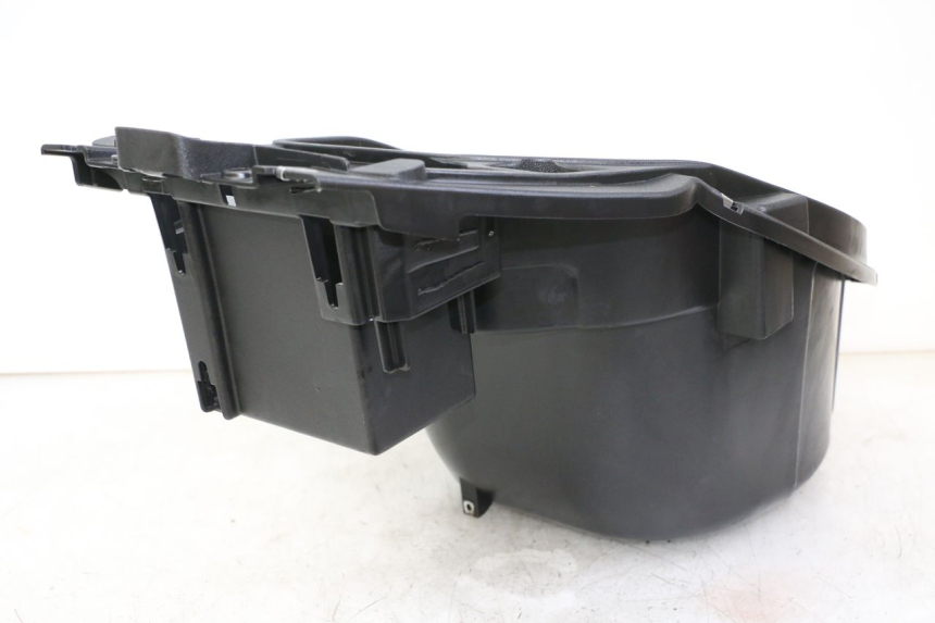 photo de UNDERSEAT STORAGE PIAGGIO NRG POWER PUREJET 50 (2018 - 2021)