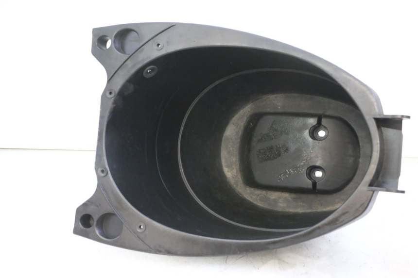 photo de UNDERSEAT STORAGE MBK OVETTO 4T 50 (2008 - 2016)