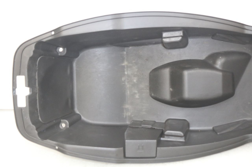 photo de SEAT STORAGE BOX PEUGEOT CITYSTAR 125 (2011 - 2017)