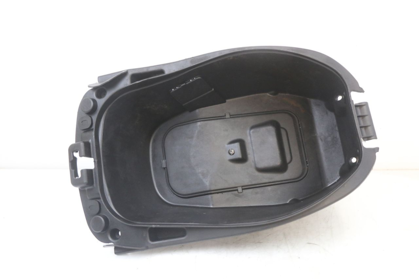 photo de UNDERSEAT STORAGE PEUGEOT DJANGO 125 (2014 - 2017)