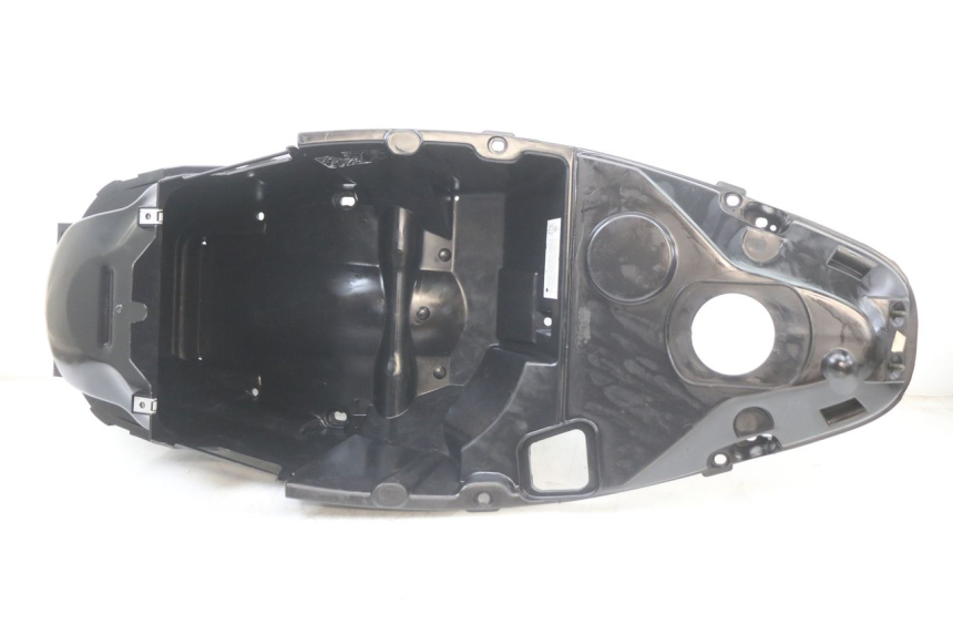 photo de UNDERSEAT STORAGE PEUGEOT ELYSTAR 50 (2002 - 2014)