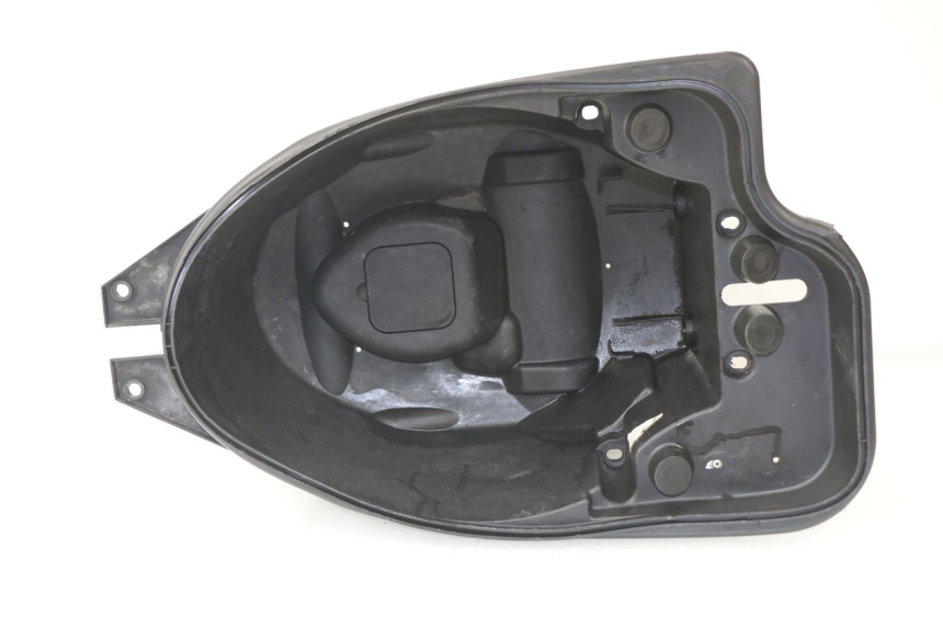 photo de UNDERSEAT STORAGE PEUGEOT JET FORCE CARBU 50 (2003 - 2016)