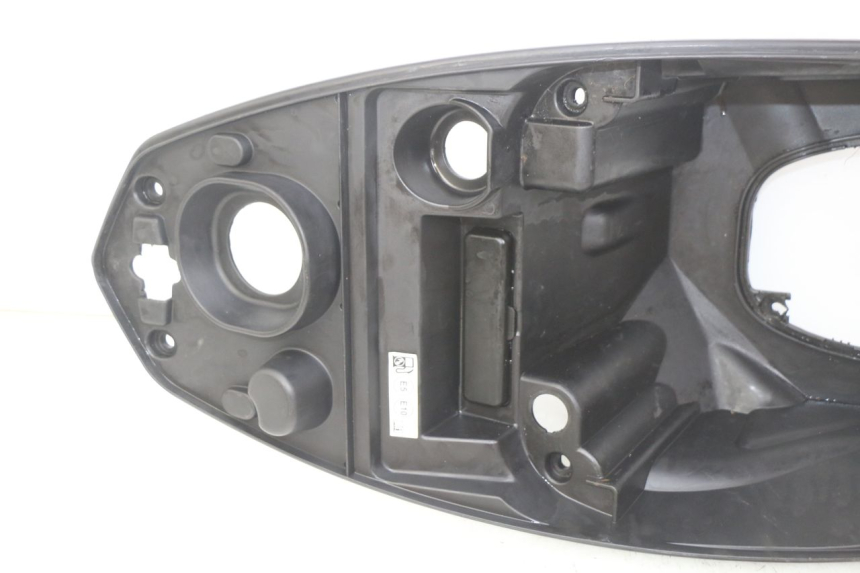 photo de SEAT STORAGE BOX PEUGEOT KISBEE 2T 50 (2018 - 2022)