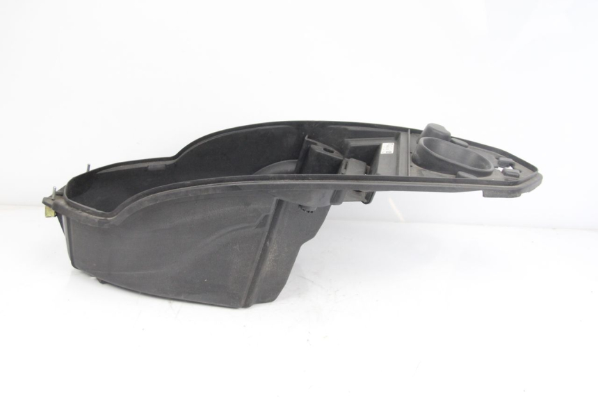 photo de SEAT STORAGE BOX PEUGEOT KISBEE 4T 50 (2018 - 2022)