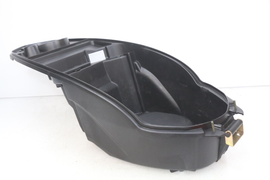 photo de SEAT STORAGE BOX PEUGEOT KISBEE 4T 50 (2018 - 2022)