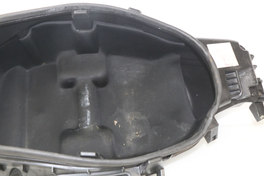 photo de UNDERSEAT STORAGE PEUGEOT SATELIS 125 (2010 - 2012)