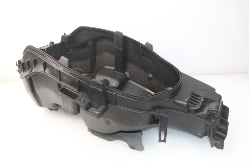 photo de UNDERSEAT STORAGE PEUGEOT SATELIS 500 (2007 - 2013)