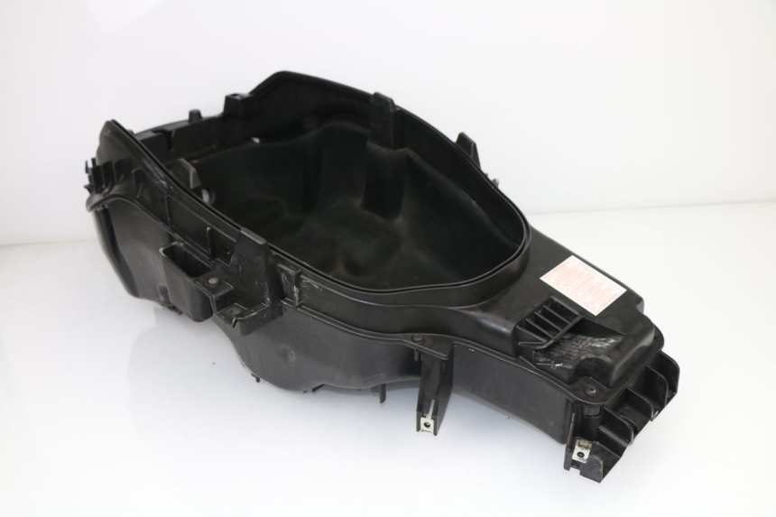 photo de UNDERSEAT STORAGE PEUGEOT SATELIS 125 (2010 - 2012)