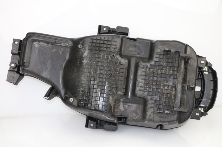 photo de UNDERSEAT STORAGE PEUGEOT SATELIS 125 (2010 - 2012)