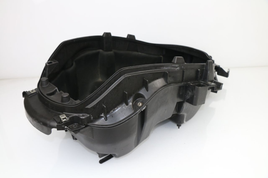 photo de UNDERSEAT STORAGE PEUGEOT SATELIS 125 (2010 - 2012)