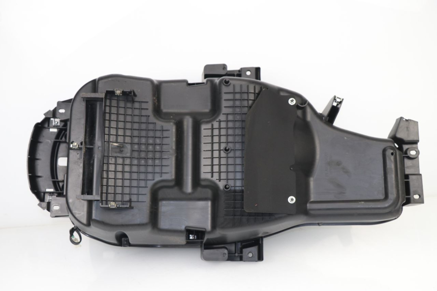 photo de UNDERSEAT STORAGE PEUGEOT SATELIS 125 (2010 - 2012)