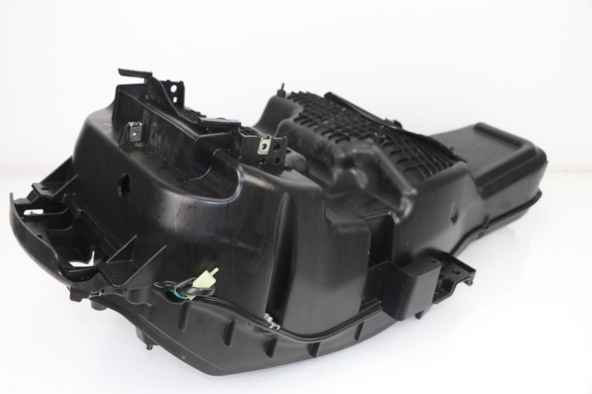 photo de UNDERSEAT STORAGE PEUGEOT SATELIS 125 (2006 - 2009)