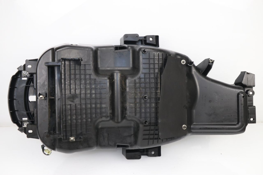 photo de UNDERSEAT STORAGE PEUGEOT SATELIS 125 (2006 - 2009)