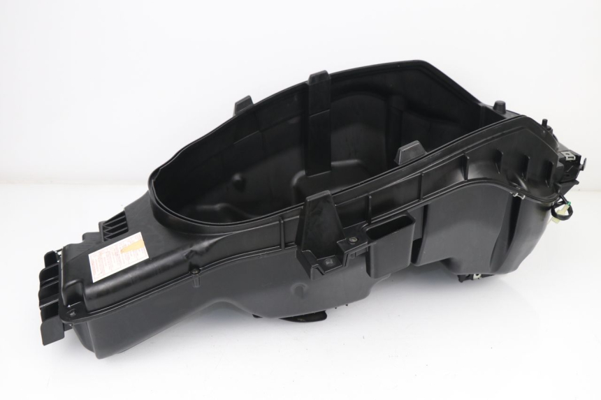 photo de UNDERSEAT STORAGE PEUGEOT SATELIS 125 (2006 - 2009)