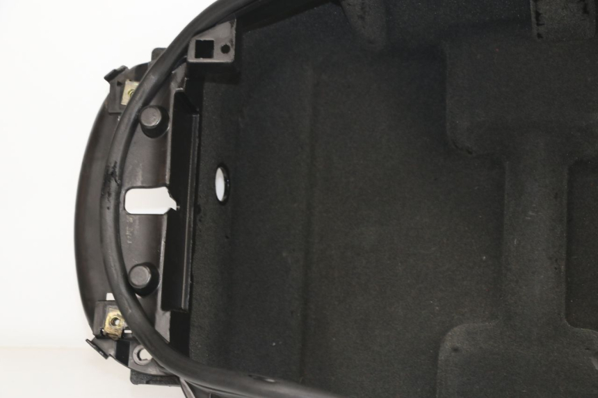 photo de UNDERSEAT STORAGE PEUGEOT SATELIS 125 (2006 - 2009)