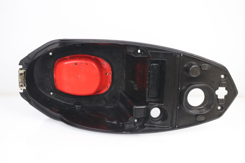 photo de UNDERSEAT STORAGE PEUGEOT STREETZONE 2T 50 (2014 - 2019)