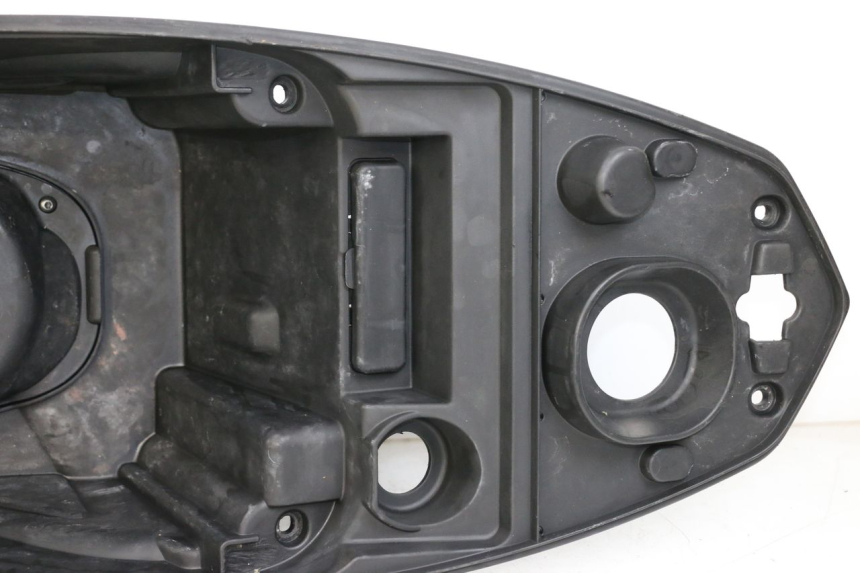 photo de UNDERSEAT STORAGE PEUGEOT STREETZONE 2T 50 (2014 - 2019)