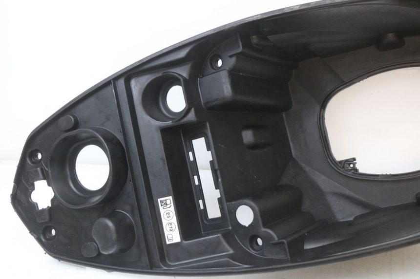 photo de UNDERSEAT STORAGE PEUGEOT STREETZONE I 2T 50 (2018 - 2020)