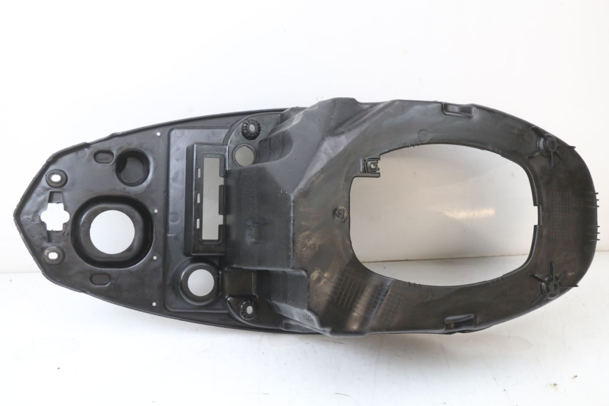 photo de UNDERSEAT STORAGE PEUGEOT STREETZONE I 2T 50 (2018 - 2020)