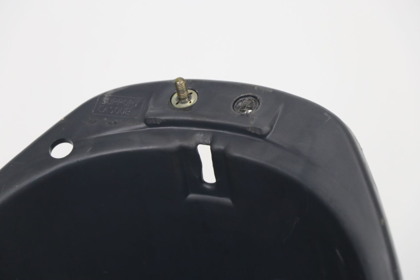 photo de SEAT STORAGE BOX PEUGEOT SV 125 (1991 - 1994)