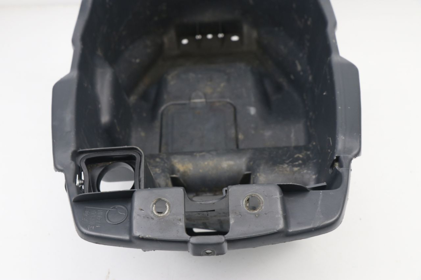 photo de UNDERSEAT STORAGE PEUGEOT SV 80 (1993 - 1997)