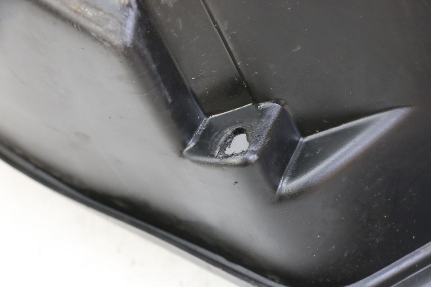 photo de UNDERSEAT STORAGE PEUGEOT TKR TREKKER FURIOUS 50 (2005 - 2014)
