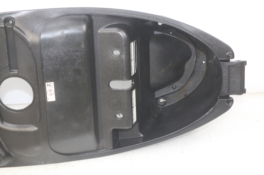 photo de SEAT STORAGE BOX PEUGEOT TWEET 4T 50 (2018 - 2020)
