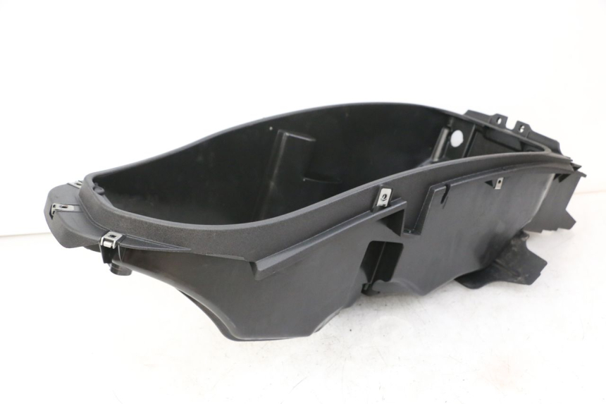 photo de UNDERSEAT STORAGE PIAGGIO BEVERLY 125 (1998 - 2005)