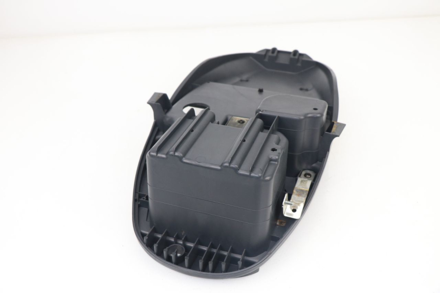 photo de UNDERSEAT STORAGE PIAGGIO LIBERTY 4T 50 (2009 - 2015)