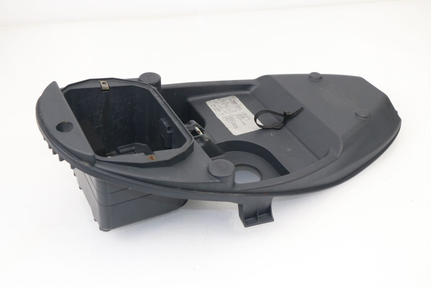 photo de UNDERSEAT STORAGE PIAGGIO LIBERTY 4T 50 (2009 - 2015)