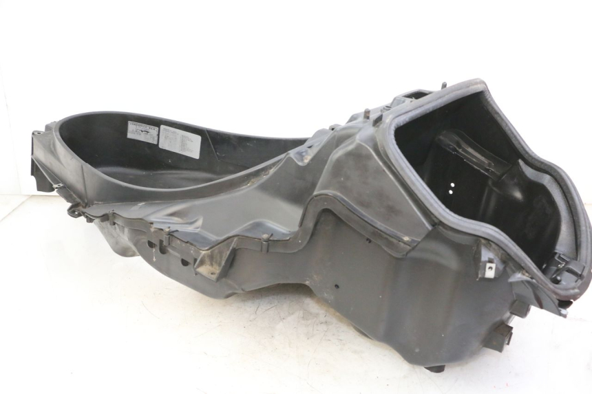 photo de UNDERSEAT STORAGE PIAGGIO MP3 125 (2006 - 2014)