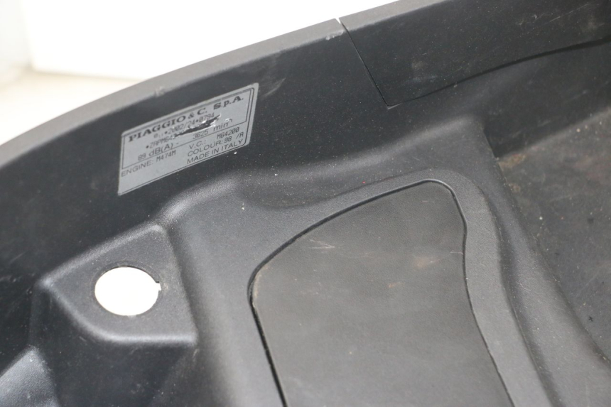 photo de SEAT STORAGE BOX PIAGGIO MP3 LT 400 (2007 - 2012)