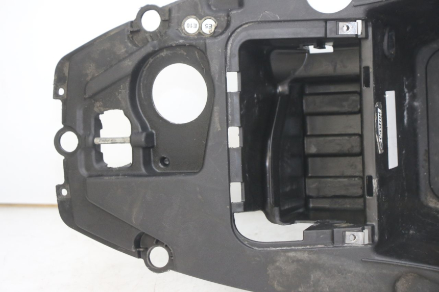 photo de SEAT STORAGE BOX PIAGGIO NEW TYPHOON 50 (2018 - 2021)