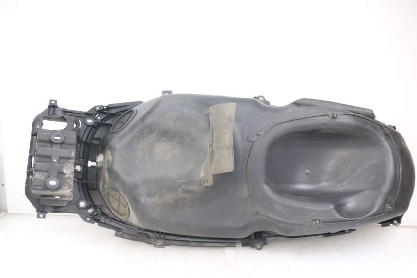 photo de SEAT STORAGE BOX PIAGGIO X10 125 (2012 - 2017)