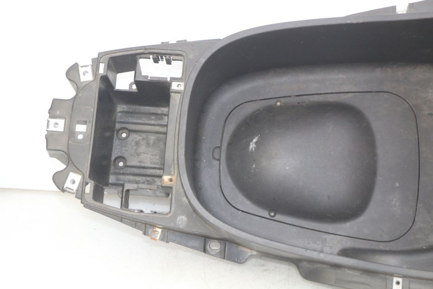 photo de SEAT STORAGE BOX PIAGGIO X8 125 (2004 - 2007)