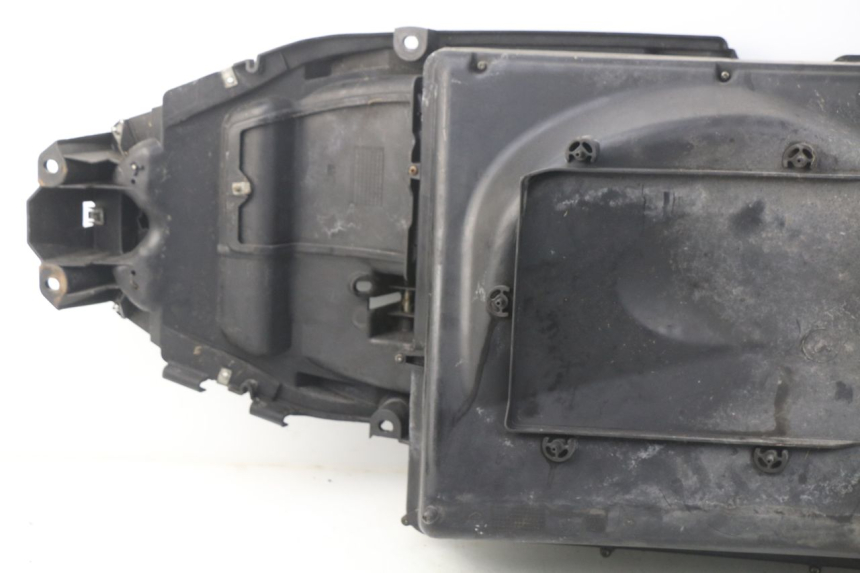 photo de UNDERSEAT STORAGE PIAGGIO X9 EVOLUTION 125 (2003 - 2007)