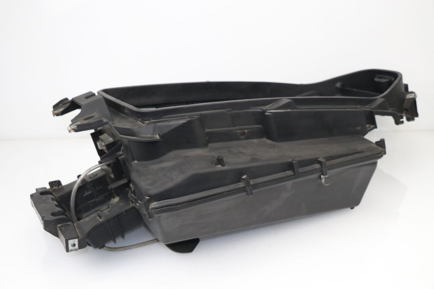 photo de UNDERSEAT STORAGE PIAGGIO X9 EVOLUTION 125 (2003 - 2007)