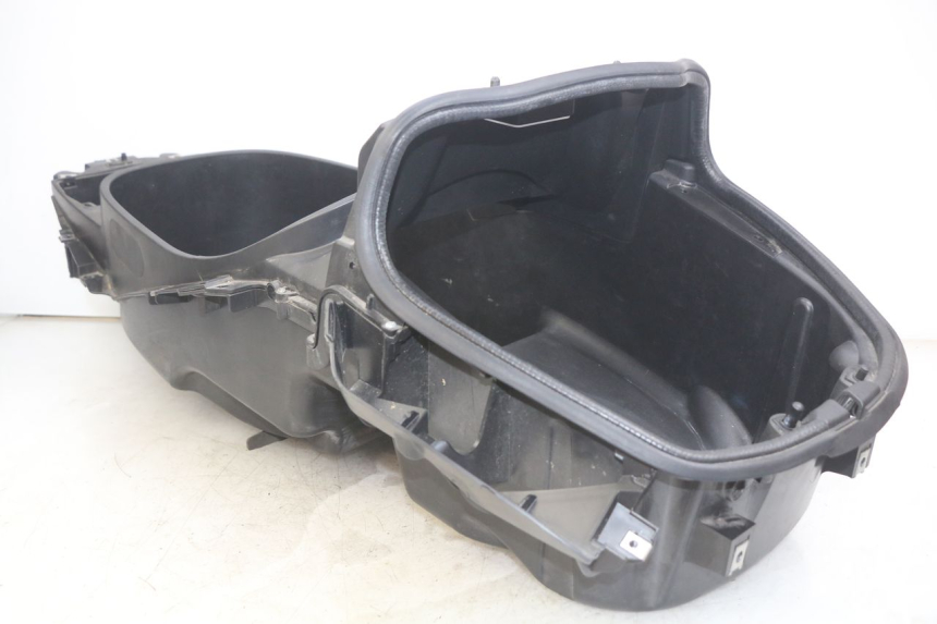 photo de SEAT STORAGE BOX PIAGGIO XEVO - X EVO 125 (2007 - 2016)