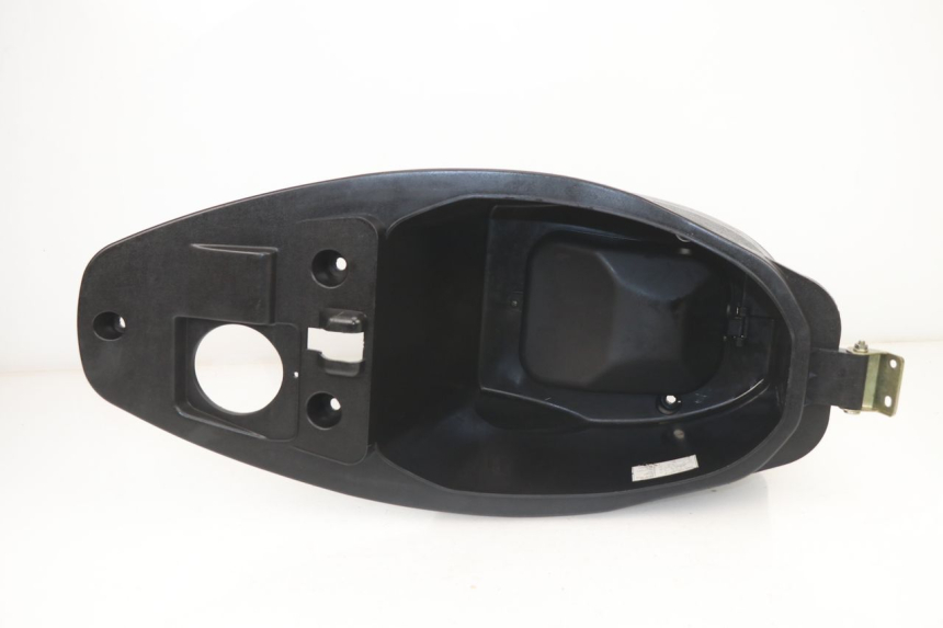 photo de UNDERSEAT STORAGE RAZZO XENON 4T 50 (2008 - 2012)