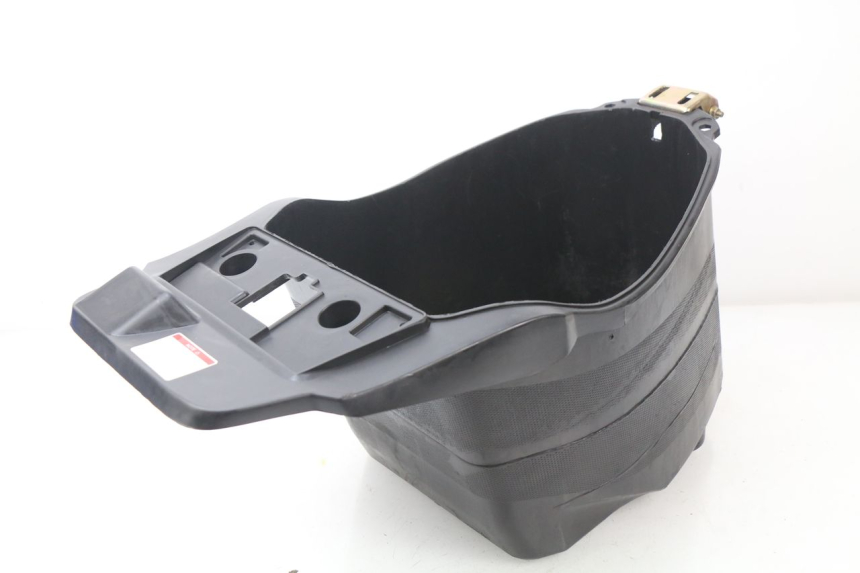 photo de UNDERSEAT STORAGE LAZIO RENO 50 (2018 - 2021)
